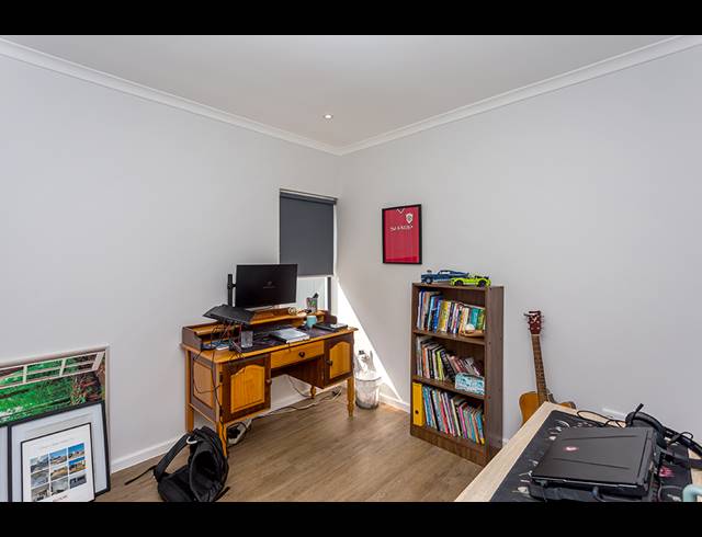 3 BEDROOM HOUSE FOR SALE IN SANDOWN